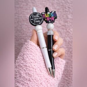 Black and White Inspirational Pens